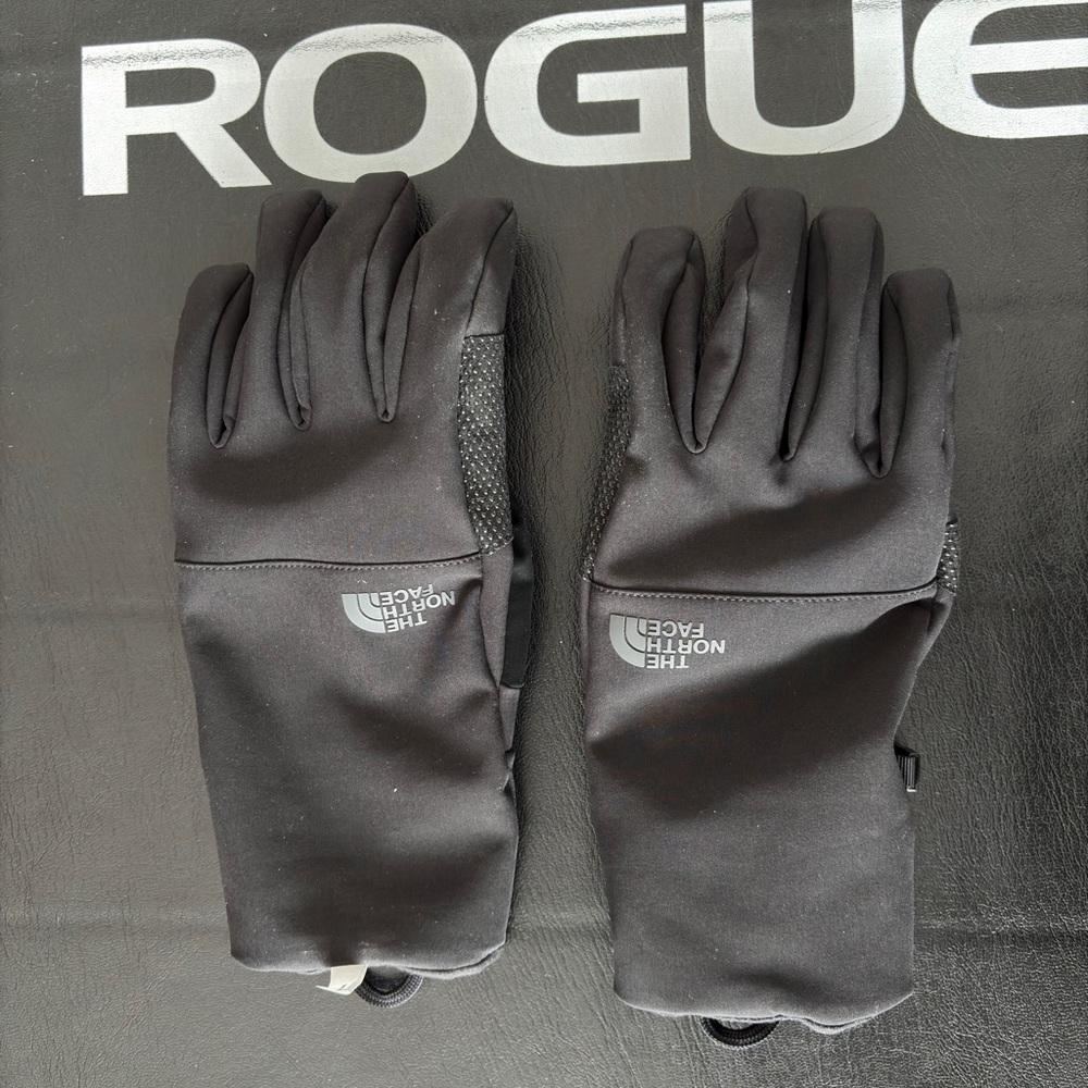 The North Face Apex Insulated Etip Gloves Large